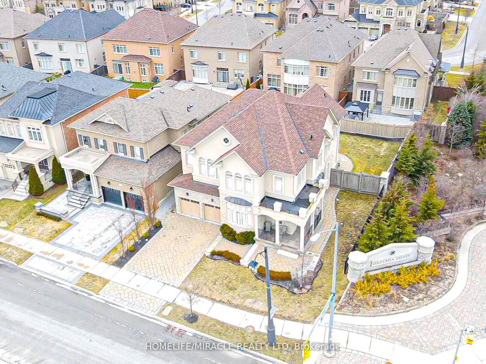 2 Stanton Avenue, Vellore Village, Vaughan 