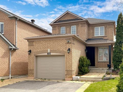 Photo 2 at 401 Cranston Park Avenue, Maple, Vaughan