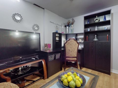 Photo 33 at 401 Cranston Park Avenue, Maple, Vaughan