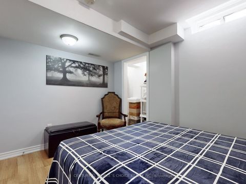 Photo 36 at 401 Cranston Park Avenue, Maple, Vaughan