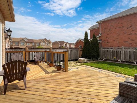 Photo 39 at 401 Cranston Park Avenue, Maple, Vaughan