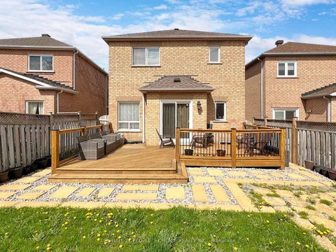 Photo 42 at 401 Cranston Park Avenue, Maple, Vaughan