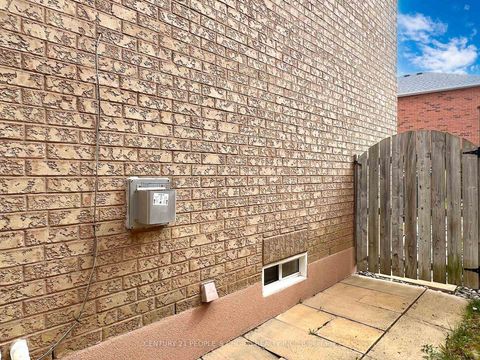 Photo 49 at 401 Cranston Park Avenue, Maple, Vaughan
