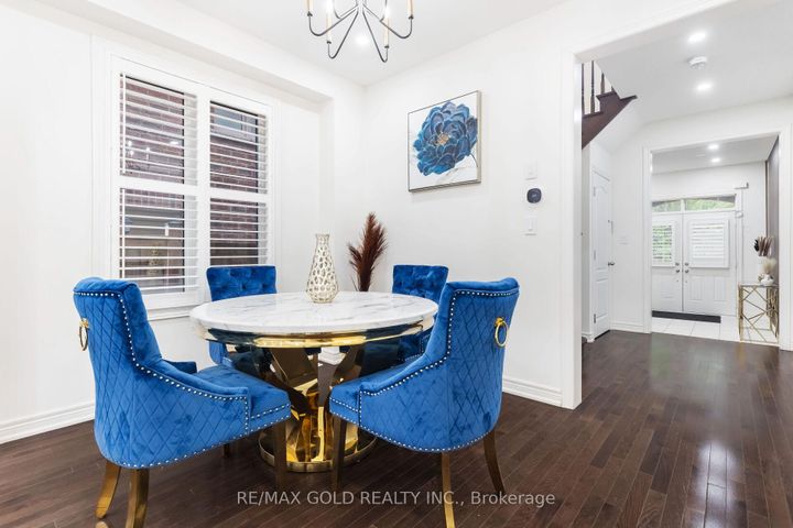 Photo 4 at 86 Humberstone Crescent, Northwest Brampton, Brampton