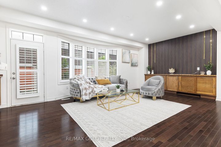 Photo 10 at 86 Humberstone Crescent, Northwest Brampton, Brampton