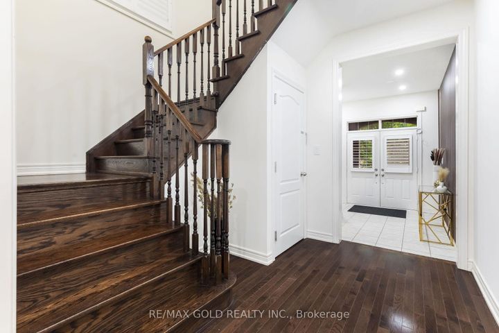 Photo 15 at 86 Humberstone Crescent, Northwest Brampton, Brampton