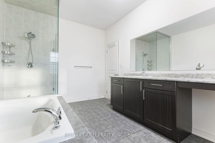 Photo 20 at 86 Humberstone Crescent, Northwest Brampton, Brampton