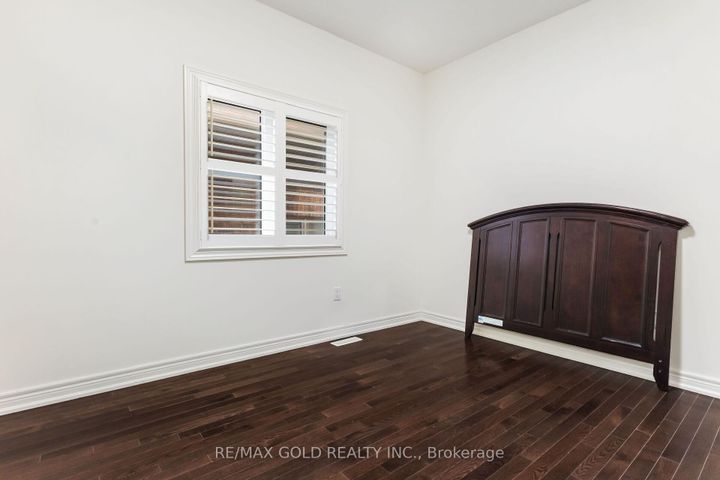 Photo 23 at 86 Humberstone Crescent, Northwest Brampton, Brampton
