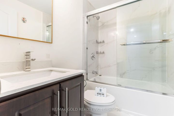 Photo 41 at 86 Humberstone Crescent, Northwest Brampton, Brampton