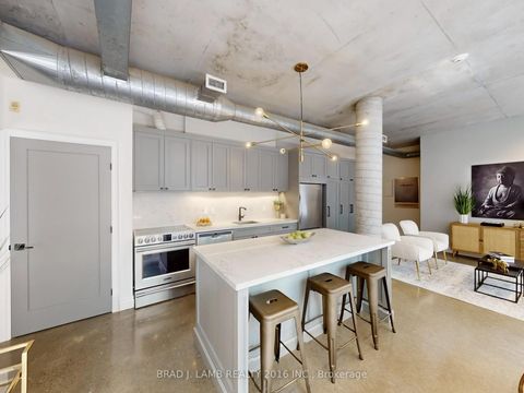 Photo 4 at 305 - 29 Camden Street, Waterfront Communities C1, Toronto