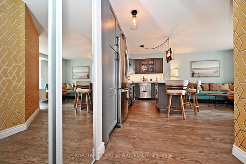 Photo 7 at 618 - 230 Queens Quay W, Waterfront Communities C1, Toronto