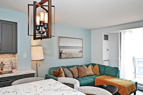 Photo 24 at 618 - 230 Queens Quay W, Waterfront Communities C1, Toronto