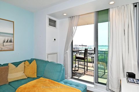 Photo 25 at 618 - 230 Queens Quay W, Waterfront Communities C1, Toronto