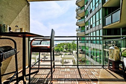 Photo 26 at 618 - 230 Queens Quay W, Waterfront Communities C1, Toronto