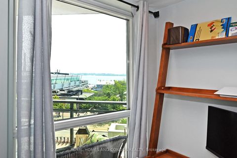 Photo 33 at 618 - 230 Queens Quay W, Waterfront Communities C1, Toronto