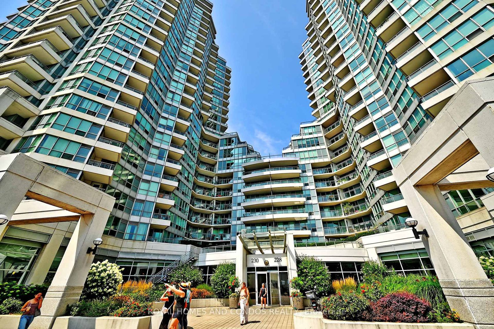 618 - 230 Queens Quay W, Waterfront Communities C1, Toronto 