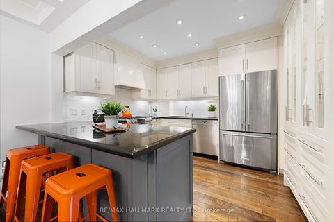 Photo 10 at 176 Melrose Avenue, Lawrence Park North, Toronto