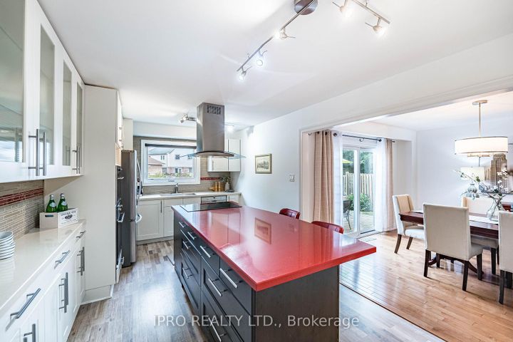 Photo 11 at 16 Ackrow Court, West Deane, Toronto