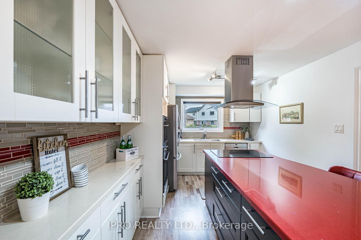 Photo 15 at 16 Ackrow Court, West Deane, Toronto