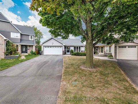 Photo 0 at 16 Ackrow Court, West Deane, Toronto