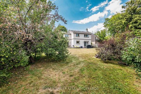 Photo 47 at 16 Ackrow Court, West Deane, Toronto