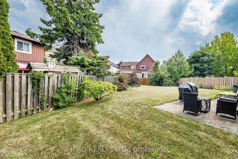 Photo 48 at 16 Ackrow Court, West Deane, Toronto