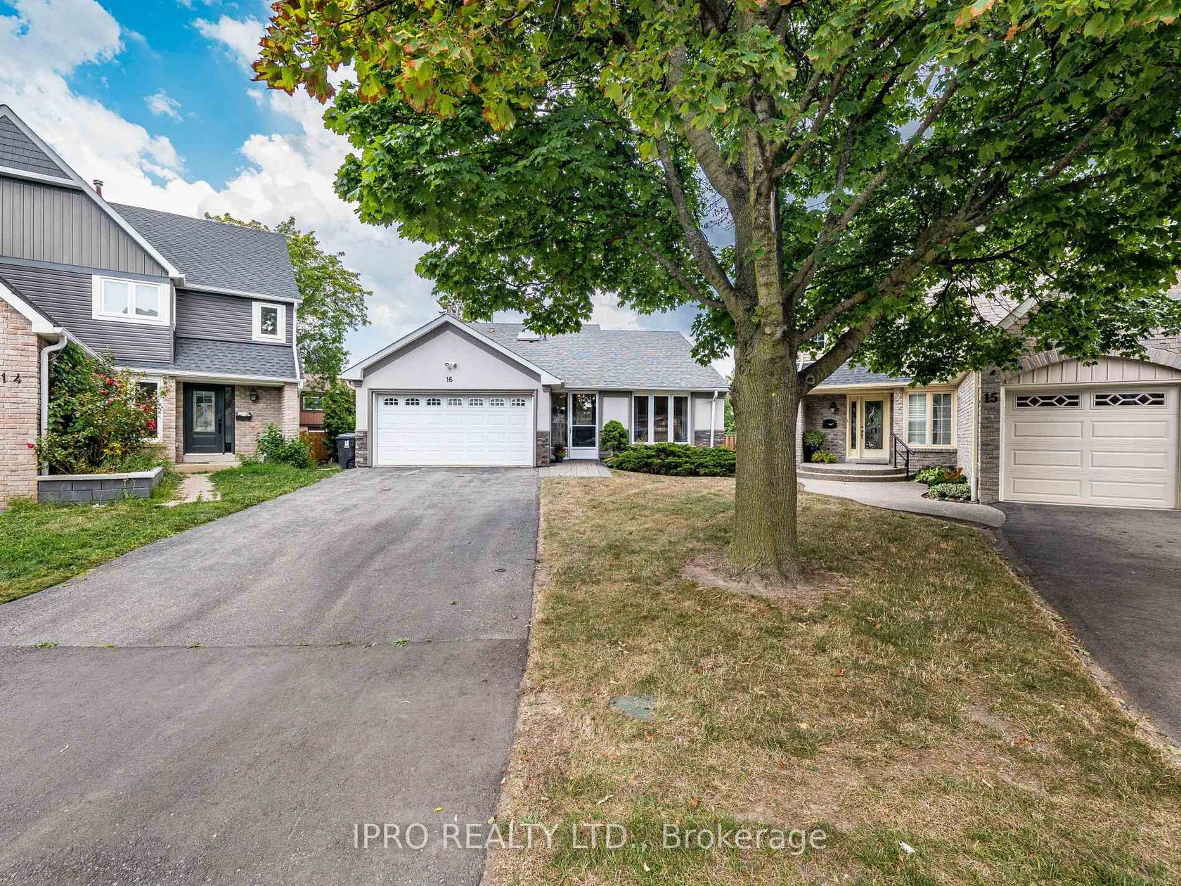 16 Ackrow Court, West Deane, Toronto 
