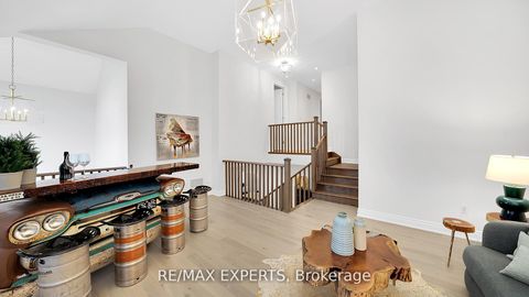 Photo 23 at 89 Rosshaven Crescent, Vellore Village, Vaughan