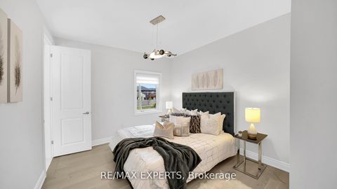 Photo 33 at 89 Rosshaven Crescent, Vellore Village, Vaughan