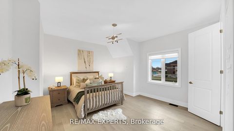 Photo 35 at 89 Rosshaven Crescent, Vellore Village, Vaughan
