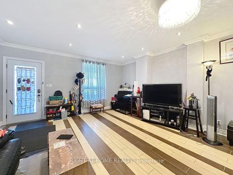 Photo 3 at 132 Bellwoods Avenue, Bellwoods, Toronto