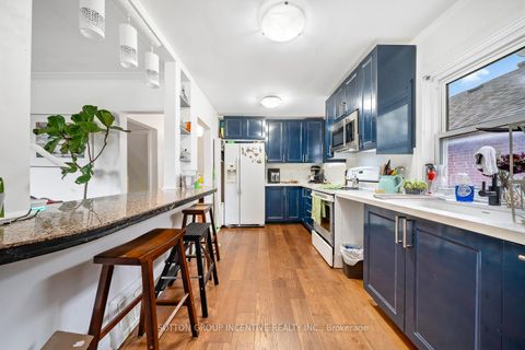 Photo 3 at 65 Barrhead Crescent, Kipling, Toronto