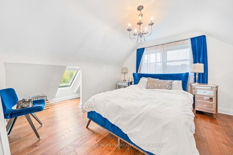Photo 11 at 65 Barrhead Crescent, Kipling, Toronto