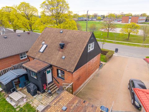 Photo 15 at 65 Barrhead Crescent, Kipling, Toronto