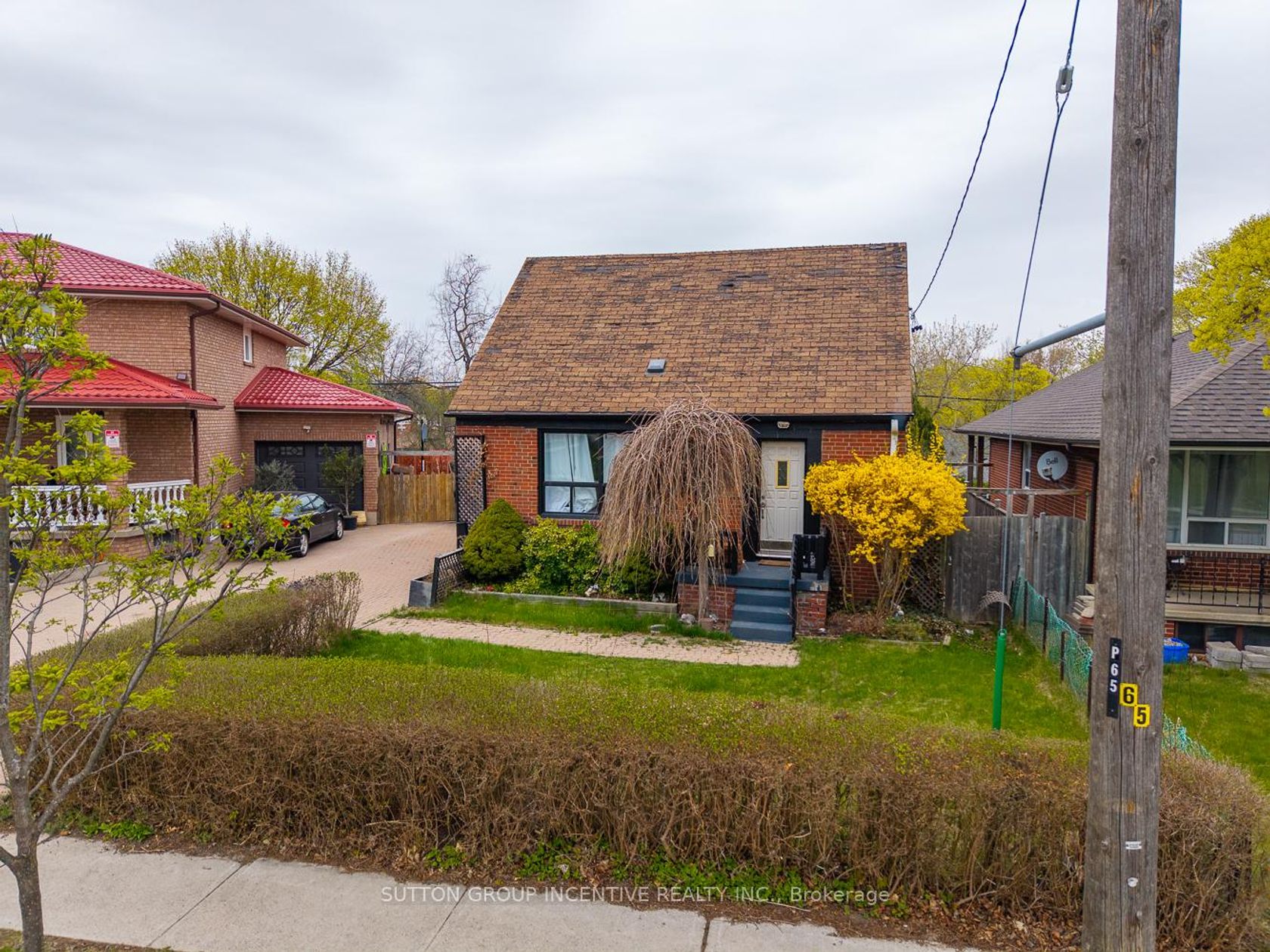 65 Barrhead Crescent, Kipling, Toronto 