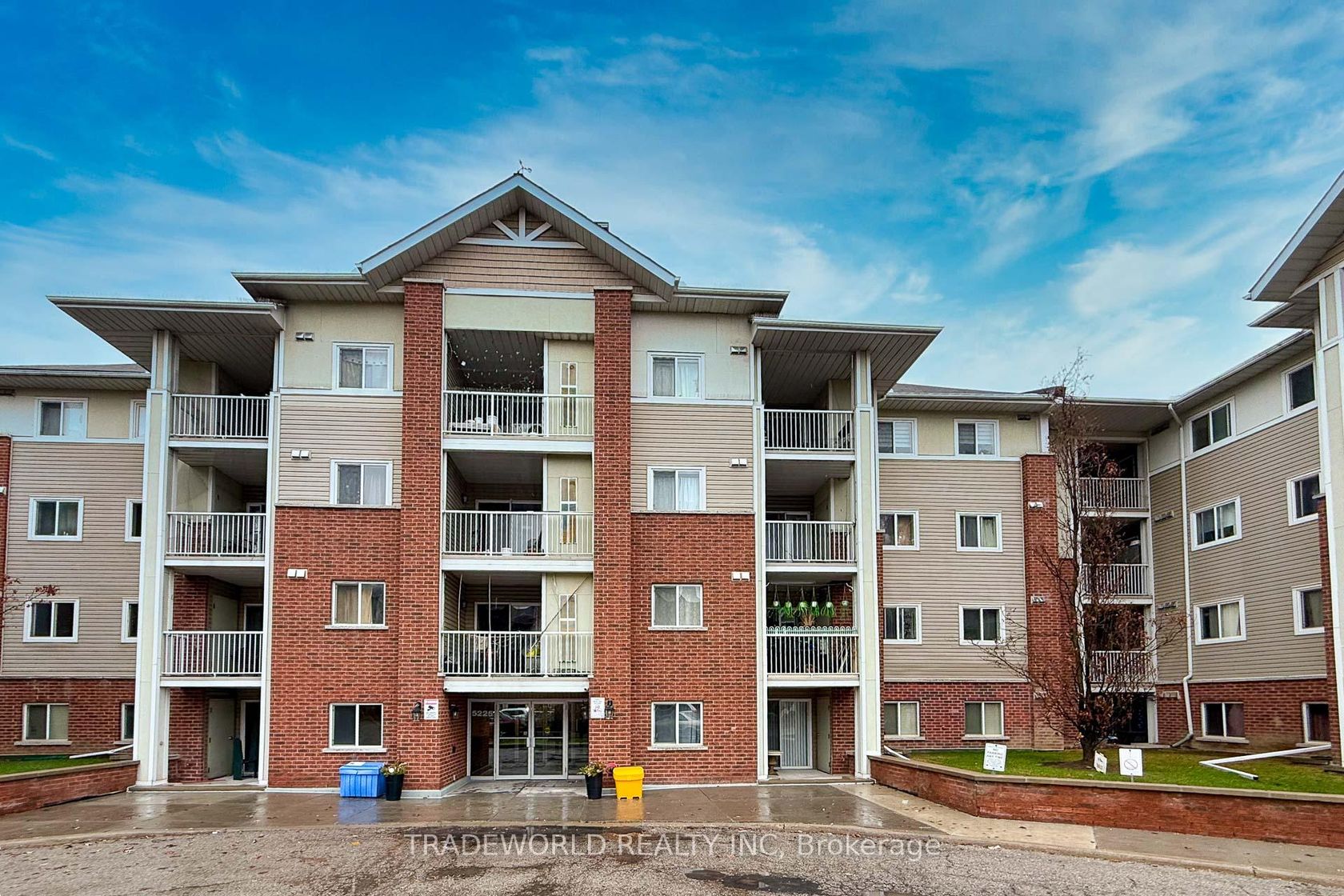 201 - 5225 Finch Avenue E, Agincourt North, Toronto 