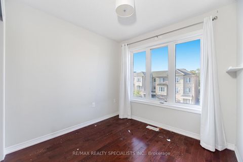 Photo 34 at 33 Pringdale Gardens Circle S, Eglinton East, Toronto