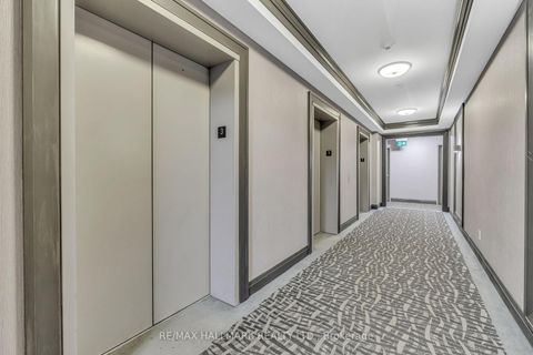 Photo 6 at 327 - 3600 Highway 7, Vaughan Corporate Centre, Vaughan