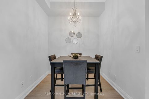 Photo 24 at 327 - 3600 Highway 7, Vaughan Corporate Centre, Vaughan