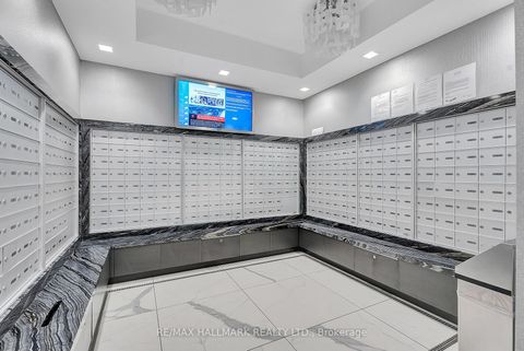 Photo 37 at 327 - 3600 Highway 7, Vaughan Corporate Centre, Vaughan