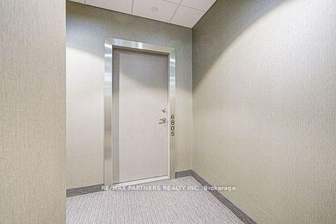Photo 6 at 6805 - 100 Harbour Street, Waterfront Communities C1, Toronto