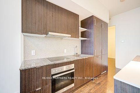 Photo 12 at 6805 - 100 Harbour Street, Waterfront Communities C1, Toronto