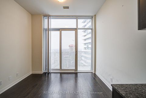 Photo 16 at 6805 - 100 Harbour Street, Waterfront Communities C1, Toronto