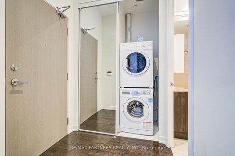 Photo 20 at 6805 - 100 Harbour Street, Waterfront Communities C1, Toronto