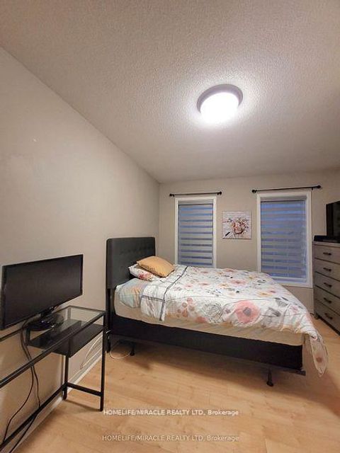 Photo 14 at 22 Exchequer Place, Agincourt North, Toronto