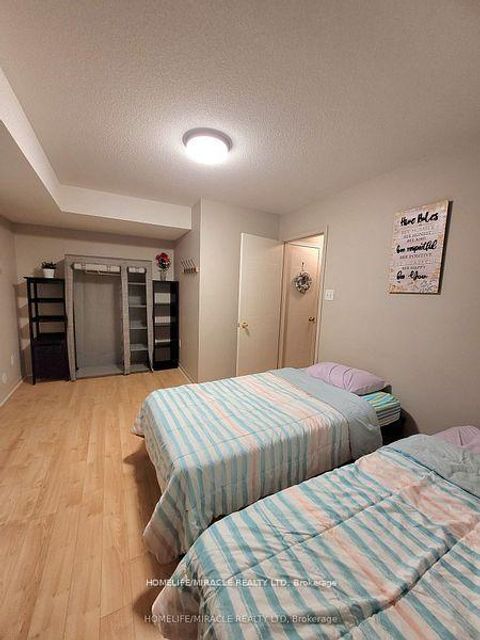 Photo 28 at 22 Exchequer Place, Agincourt North, Toronto