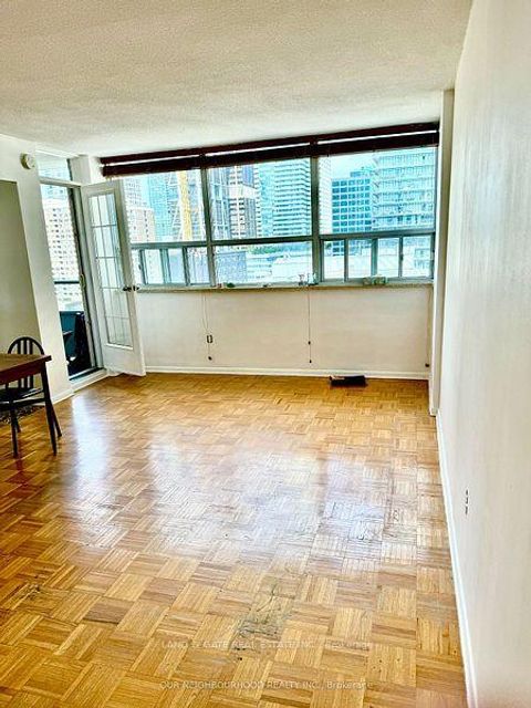 Photo 14 at 1607 - 30 Gloucester Street, Yonge Corridor, Toronto