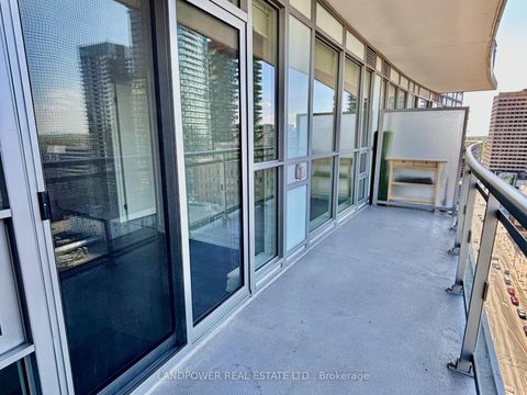Photo 11 at 1704 - 89 Dunfield Avenue, Mount Pleasant West, Toronto