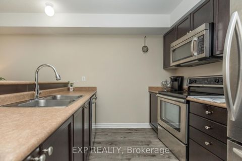 Photo 6 at 18 - 39 Coulter Street, Sunnidale, Barrie Photo 6 at 18 - 39 Coulter Street, Sunnidale, Barrie