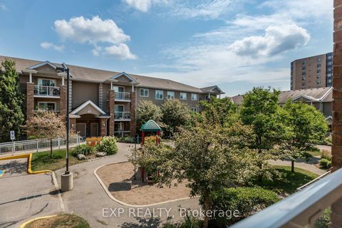 Photo 20 at 18 - 39 Coulter Street, Sunnidale, Barrie